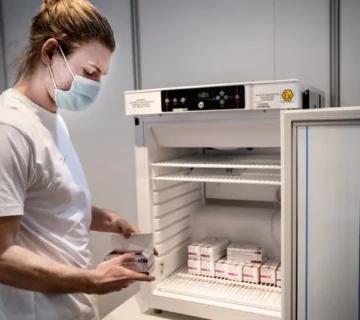 فوم پلی یورتان به ذخیره و توزیع واکسن کووید-۱۹ کمک می کند 💉