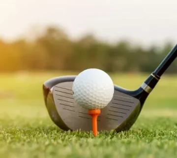میکرو کرههای پلییورتانی شرکت Callaway باعث میشود که ضربهزدن با چوبهای گلف راحتتر انجام شود