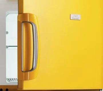 راهنمای انتخاب بهترین نوع فوم پلی‌یورتان برای یخچال‌سازی 🧊