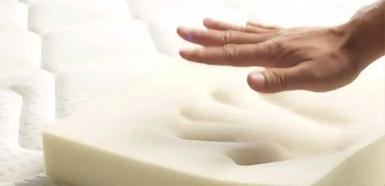 دلایل استفاده از فوم پلی یورتان فلکسیبل در صنعت مبلمان