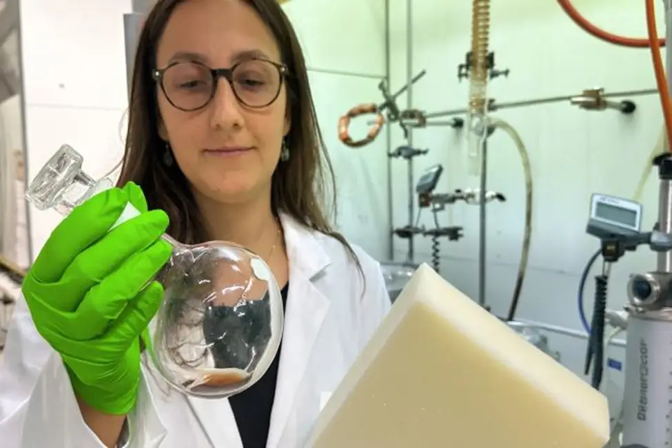 توسعه فرآیند بازیافت پلی‌یورتان بدون استفاده از فسژن